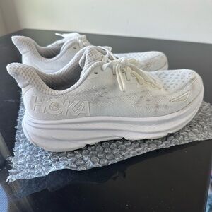 HOKA Clifton 9 Women’s  Running Shoes